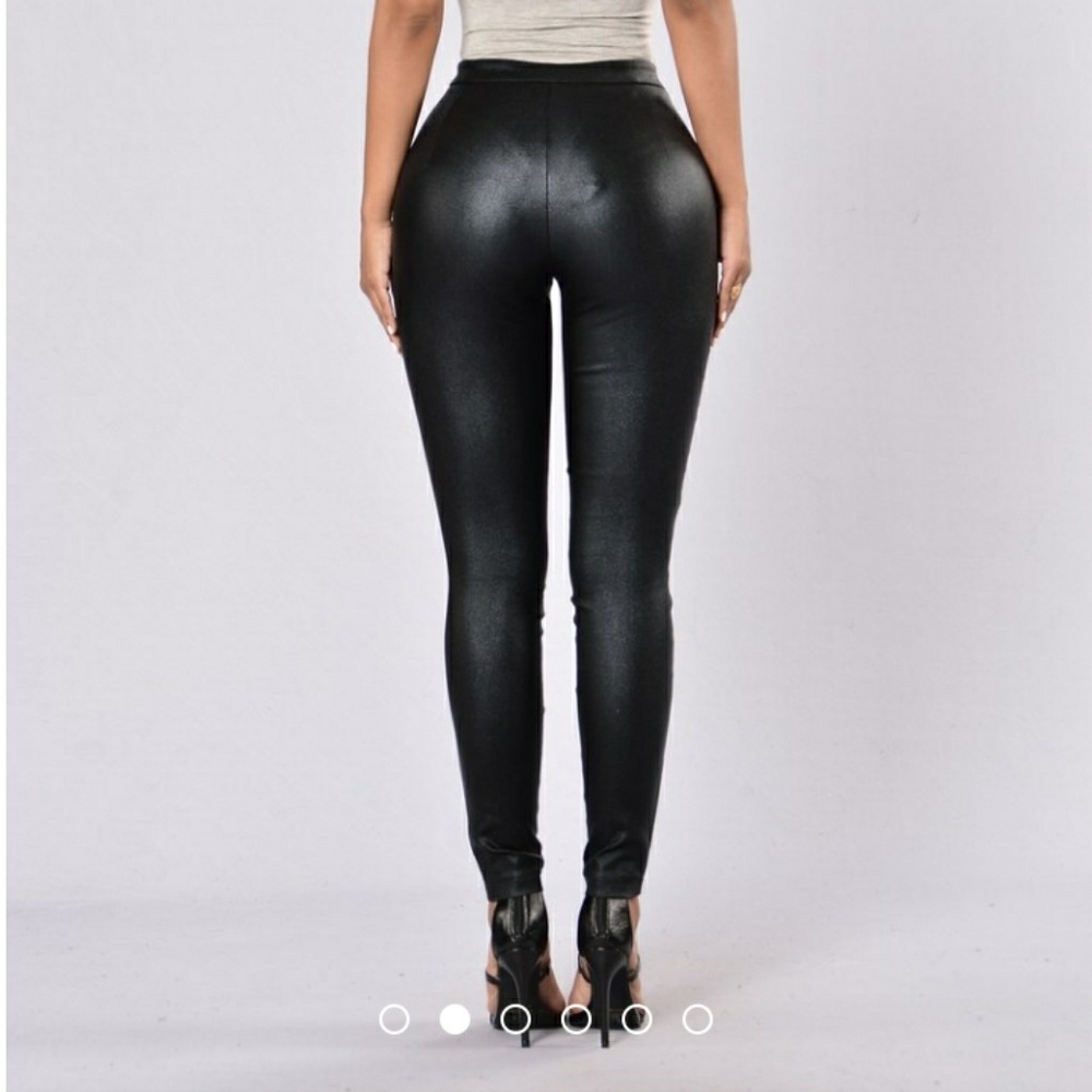 Fashion Nova Cater To You Pants - Picture 2 of 4